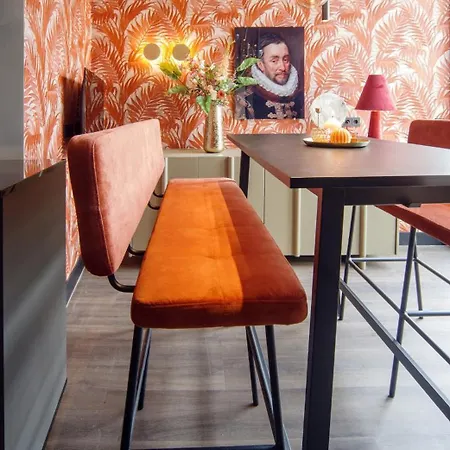 De Oranjestad - In De Winkelstraat דירה ברדה