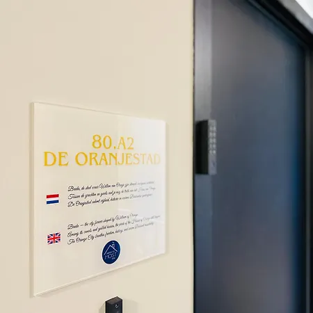 De Oranjestad - In De Winkelstraat ברדה