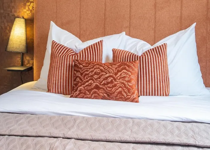 De Oranjestad - In De Winkelstraat