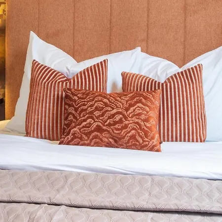 De Oranjestad - In De Winkelstraat